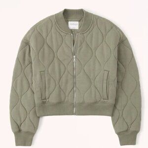 NWT Abercrombie & Fitch Army Green Onion Quilted Soft Bomber Jacket